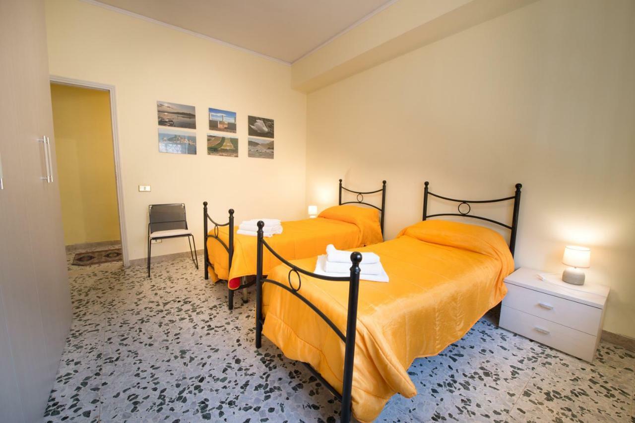 Appartamento Signorile Ambienti Sanificati Messina Kültér fotó